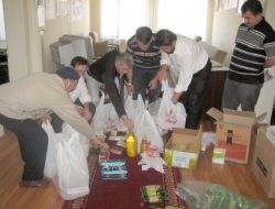 Diva Sen Afgan Mültecilere Gıda Ve Giysi Yardımında Bulundu