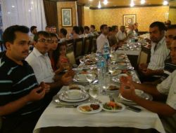 Avukatlar İftar Yemeğinde Bir Araya Geldi