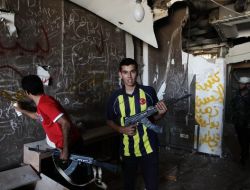LİBYA'DA SAVAŞ