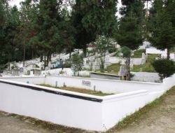 Rize’de Mezarlıklara Bayram Temizliği