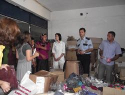 Yardıma Muhtaç Ailelere, Bayram Öncesi Giysi Yardımı Yapıldı
