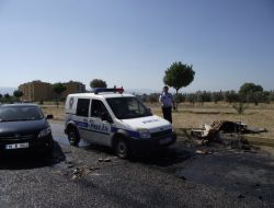 Yolda Yanan Koliler Tehlike Saçtı