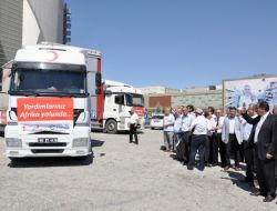 Somali İçin Toplanan 5 Tır Dolusu Yardım Yola Çıktı