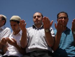 Vanlılar, Somalililer İçin Yağmur Namazı Kılıp Dua Etti