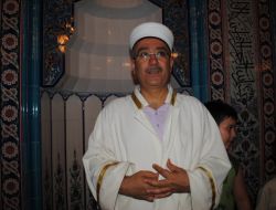 Manavgat Müftüsü Taş: Dualarımızda Somalilileri Unutmayalım