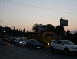 Tatilcilerin Trafik Çilesi Eskihisar'dan Başladı