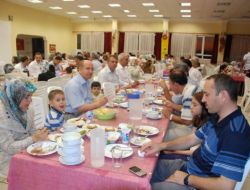 Türk Okulu Öğretmenlerinin Aileleri, İftarda Buluştu