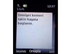 Polisten Trafik Kazalarını Önlemek İçin Sms'li Uyarı