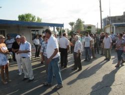 Kadir Gecesi'nde Rum Tarafına Geçiş İzni Verilmemesi Kktc'de Tepkiyle Karşılandı