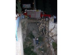 10 Metreden Dere Yatağına Düşerek Öldü