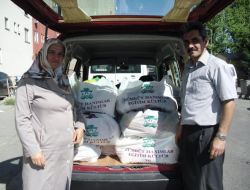 Zümrüt Hanımlar, Fakir Aileleri Sevindirdi