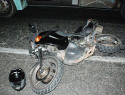 Taktığı Kask Sayesinde Ölümden Döndü