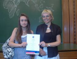 Almanya'da Çok Dillilik Yarışmasında Türk Öğrenci Birinci Oldu