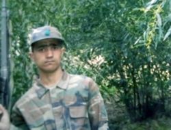 Bayram Öncesi Şanlıurfalı Şehit Topraksürer'in Babaocağına Ateş Düştü