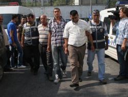 Koyunları Alarak Dolandırıcılık Yapmak İsteyen 3 Kişi Yakalandı