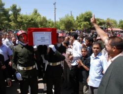 Şanlıurfalı Şehit Er Topraksürer, Ramazan Bayramı Arifesinde Defnedildi