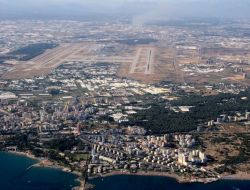 Antalya Turist Sayısını Yüzde 13 Artırdı