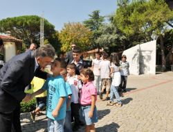 Cumhurbaşkanı Gül Çocuklarla Bayramlaştı