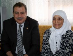 Mardin Milletvekili Güler, Halasının Bayramını Kutlamak İçin Midyat’a Geldi