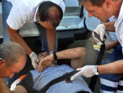 Kazadan Yaralı Kurtulan Sürücü Annesini İstedi