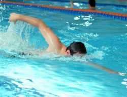 Bornova’da Yüzme Bilmeyen Kalmayacak