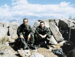 Astsubay, Ordudan Atıldığını 9 Yıl Annesinden Sakladı