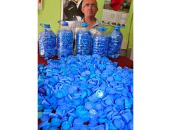 Engelliler İçin 10 Bin Kapak Topladı