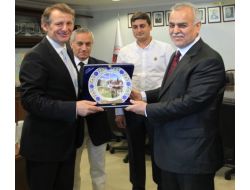 100 MİLYAR DOLARLIK TİCARET HACMİ