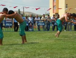 17. Karakeçili Uluslararası Kültür Şenliği Coşkuyla Kutlandı