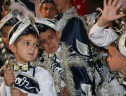 Osmanlı’nın Torunları Üsküp’te Erkekliğe İlk Adımı Attı