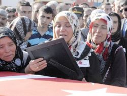 Şehit Bekir Kayseri'de Toprağa Verildi