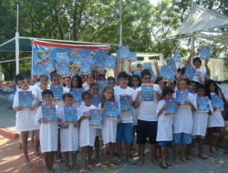 Groseri Çocuk Kulübü Üyeleri Su Oyunları İle Coştu