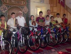 Kur’ân Öğrendiler, Bisiklet Kazandılar!
