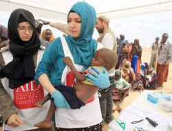 Somalili Bin 400 Yetime Kalıcı Kompleks