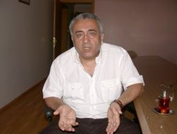 Kılıçdaroğlu'nu Eleştiren Partili Köşe Yazarı Disipline Verildi