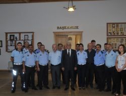 Muğla Belediyesi Zabıtaları Başkan Gürün'ü Ziyaret Etti