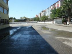 Edremit Belediyesi Okulları Temizledi