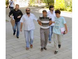 GASPÇIYI İÇTİĞİ SİGARA YAKALATTI