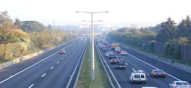 İstanbul-İzmir arası 3,5 saate iniyor