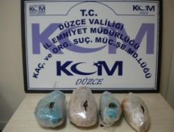 İstanbul'a Esrar Götüren Zanlı Polisi Atlatamadı