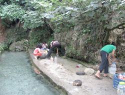 BEYPINARI SUYU ŞİFA DAĞITIYOR!