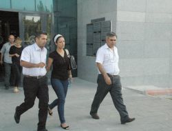 Öldürülen Müzisyenin Kızları Ve Kızının Erkek Arkadaşı Tutuklandı