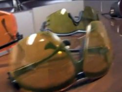 Pilotlara, Lazer Magandalarından Koruyan Gözlük