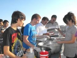 Gülnar Anafen Mezunları Pilav Gününde Bir Araya Geldi