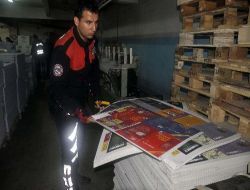 Bulaşık Süngeri Kolisinden  Korsan Kitap Çıktı!