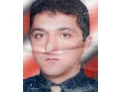 Evine Gitmek İsteyen Motosikletli Sürücünün Üzerinden Kamyon Geçti