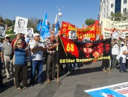 12 Eylül Darbesini Protesto Ettiler