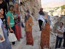 Don Kişot ve Kızılderililer Hasankeyf'i Efsunladılar!