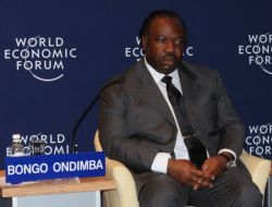 Jacques Chirac, Afrikalı Liderlerden Çanta İle Para Aldı İddiası