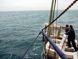 Edremitli Balıkçılar Yapay Resif Projesi Bakan Eker’i Bekliyor